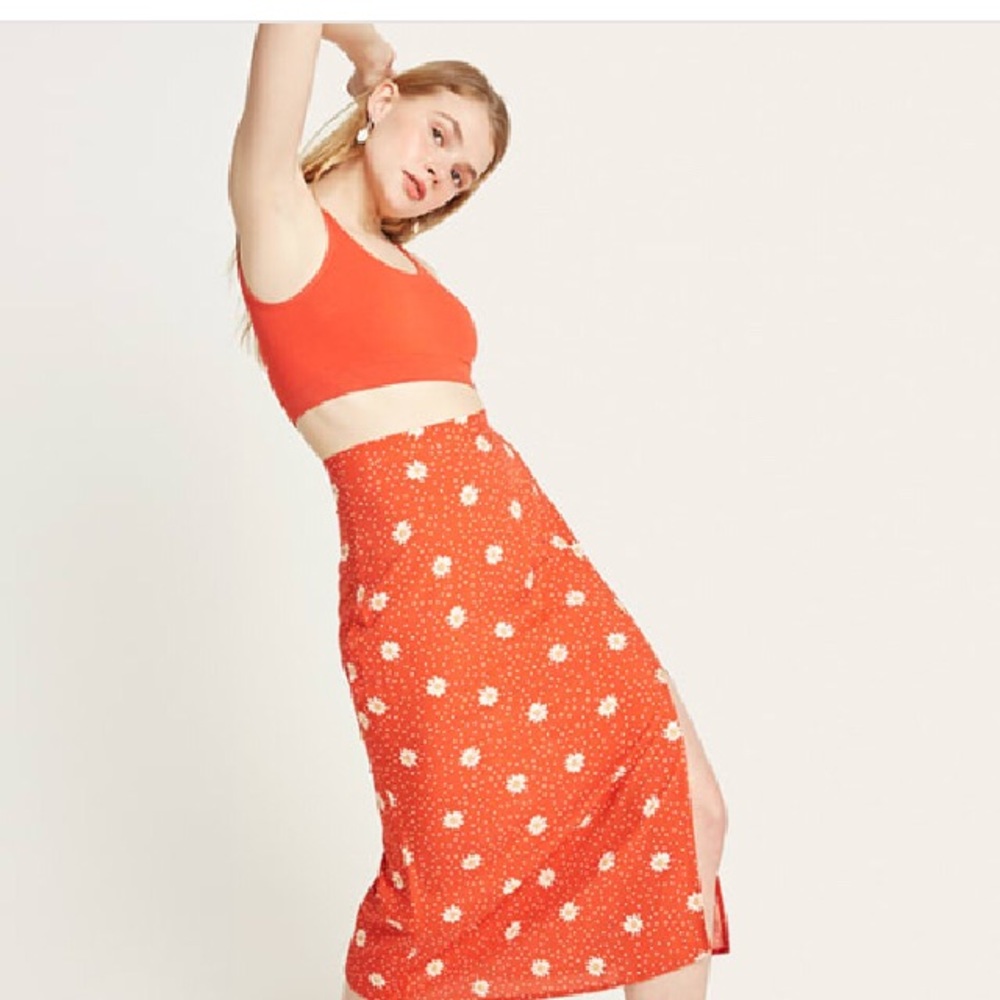 NWOT: Nobody’s Child polka dot daisy skirt/ US 10